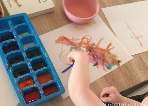 Make your own watercolor paints and teach your child about science at the same time. A fun and smart craft - Doityourfreakingself.com