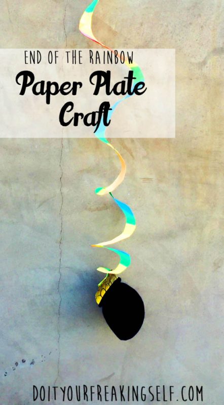 Help the kids catch a leprechaun with these fun and simple paper plate crafts!