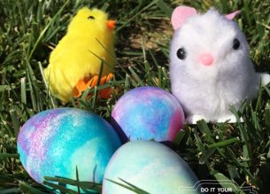 Shaving Cream Marbled Easter Eggs and toddler sensory play