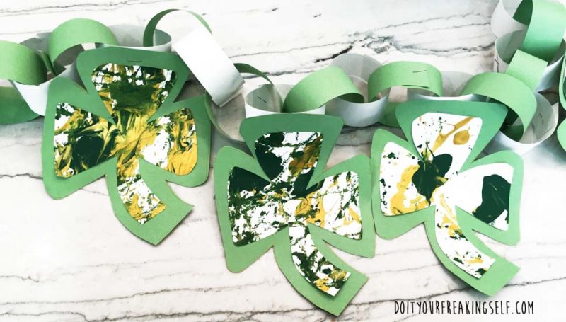 No Mess Splatter Painting - Shamrocks. Great for seasonal decorations and kids of all ages.