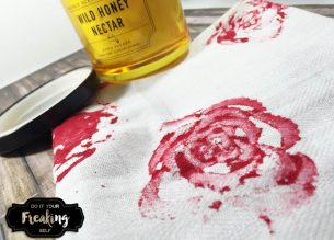 Use your left over Celery stalks to make these cute and easy Celery Rose Stamp tea towels for a unique and useful mother's day gift!