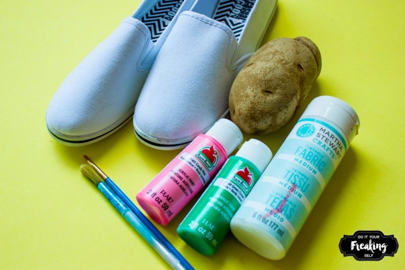 Feeling fruity? DIY Watermelon Shoes are quick, fun, fashion for your summer picnics!