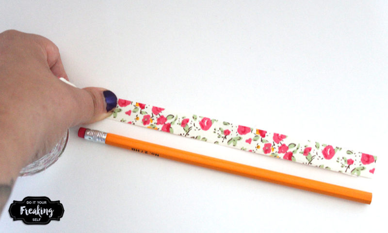 10 Minutes or less DIY Washi Tape Pencils! Customize your school supplies this year Washi Tape for a unique look that doesn't break the bank!