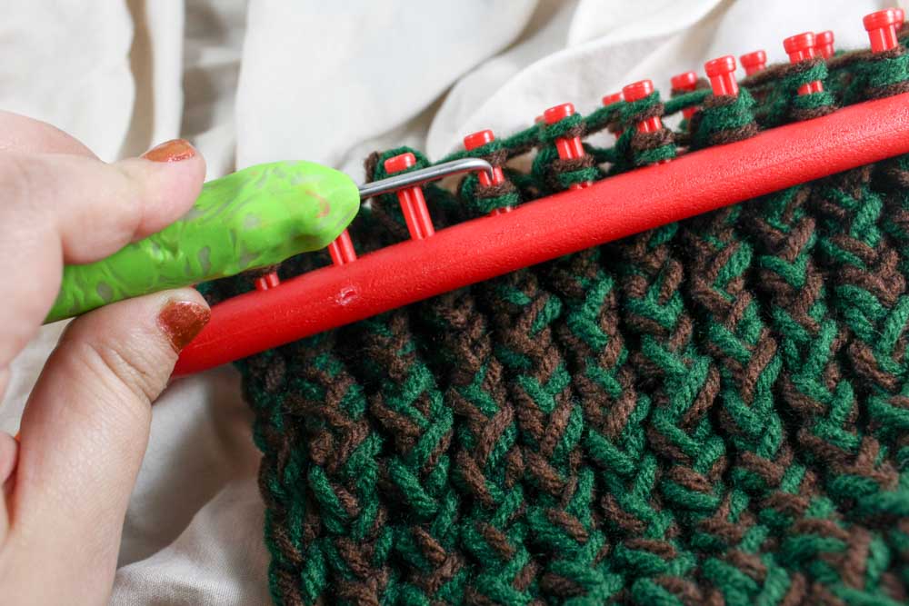 Do It Your Freaking Self - DIY an Infinity Loom Knit Scarf - Do It Your  Freaking Self