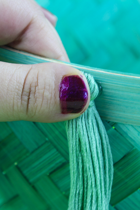 Spruce up a simple basket for your own DIY Tassel Basket for Easter! Perfect for a grown up look with all the fun you remember when you were a kid!