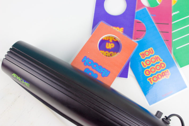 Organize your weekly wardrobe and give yourself a morning boost with some sassy and free printable day of the week hanger tags!