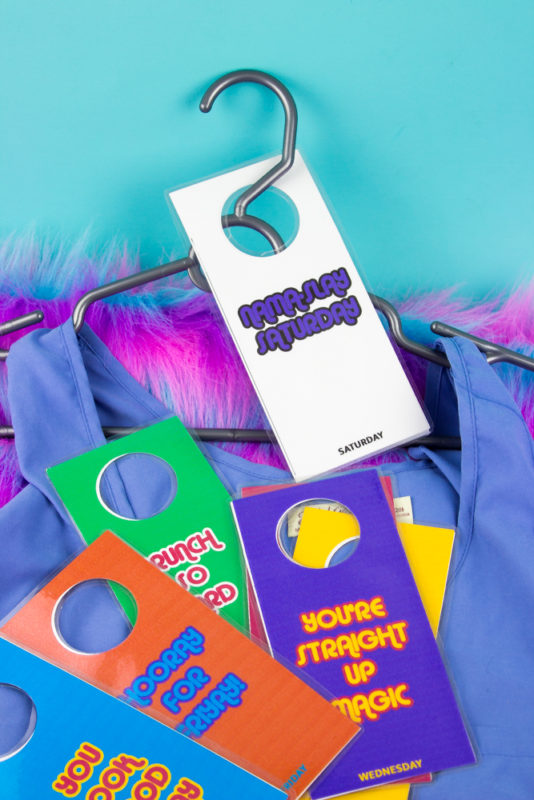 Organize your weekly wardrobe and give yourself a morning boost with some sassy and free printable day of the week hanger tags!
