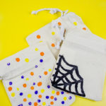 Create these simple Painted Halloween Mini-Giftbags for all of your holiday treats and goodies! A quick project for everyone to enjoy!