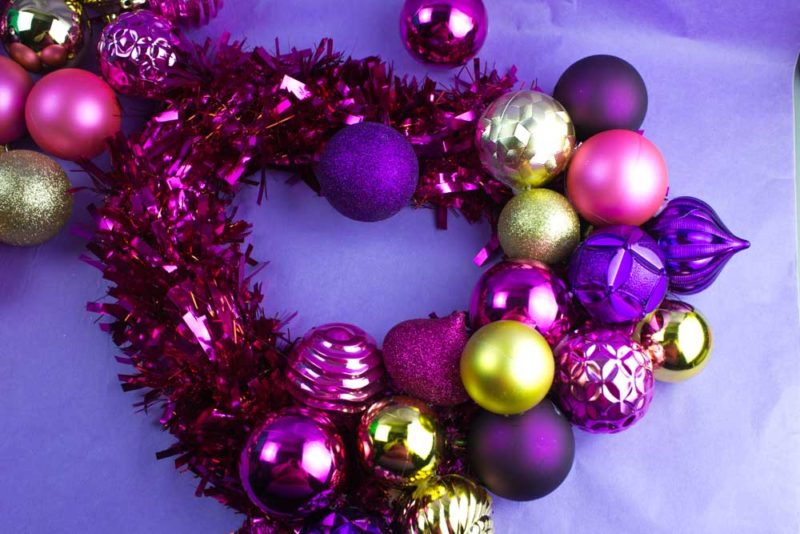 Use your left over Christmas ornaments to make this gorgeous DIY Valentines Ornament Wreath! Stay festive!  | #valentines #valentinesdecor #homedecor #diywreath | Do It Your Freaking Self